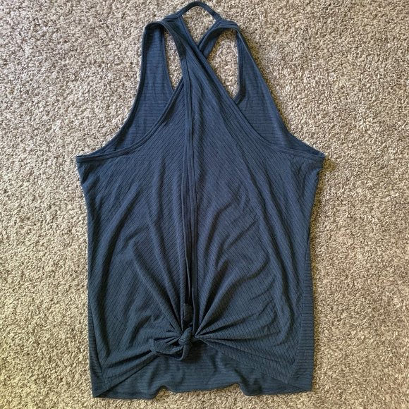 XS Athleta designer athletic top bundle - Picture 7 of 7